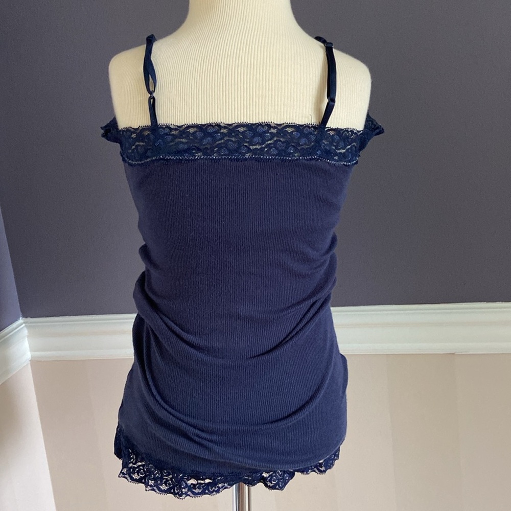 Tank top - Picture 2 of 3